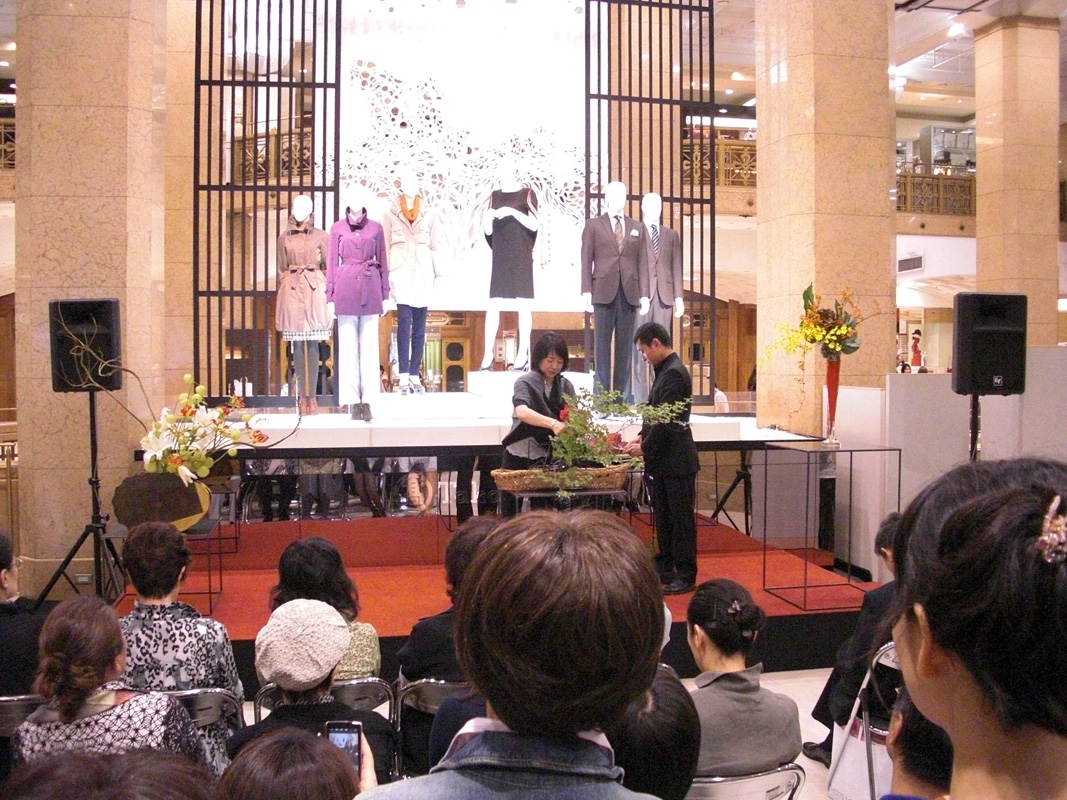 [2011年]
日本橋高島屋
高島屋創業180周年記念祭『日本のカタチ』